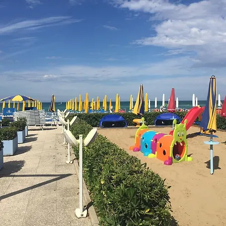 Hotel Marina 3*