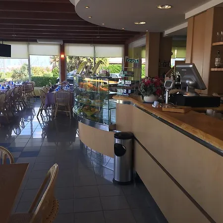 Marina Hotel 3*