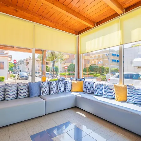 Marina Hotell 3*