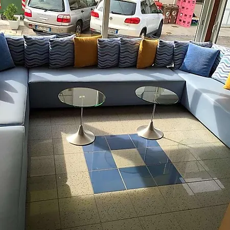 Marina 3*
