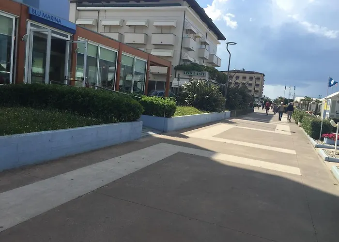Otel Marina